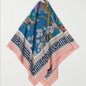 GP & J BAKER x H&M. Scarf